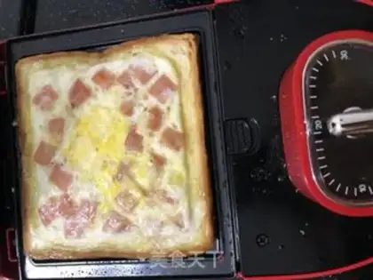 Make Cheese ham and eggs sandwich step 6