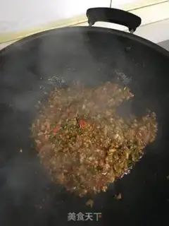 Make Spicy sauerkraut mushroom sauce step 10