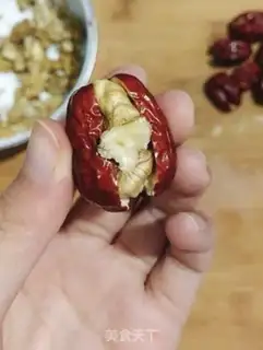 Make Trees and walnuts step 2