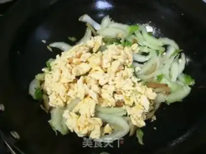 Make A duck-cracker step 5