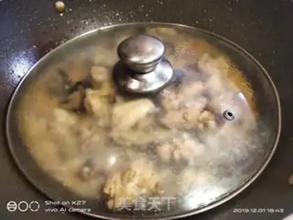 Make Spicy mushroom chicken step 3