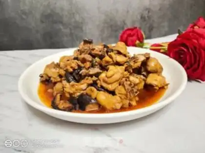 Make Spicy mushroom chicken step 6