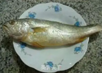 Make Fresh yellow fish step 0