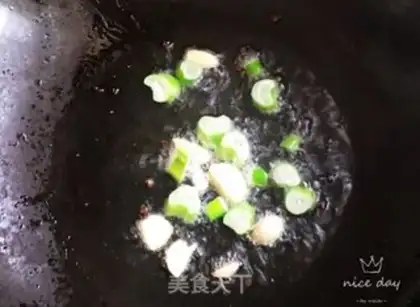 Make Tofu fried celery step 3