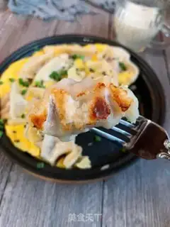 Make Hold on to the omelet step 8