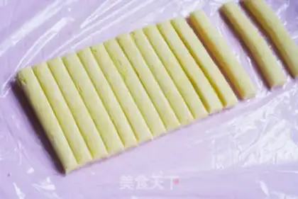 Make Milk-smelling toothsticks step 4