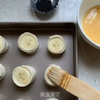 Make Banana burrito step 5