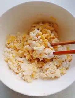 Make Hands on egg noodles step 2
