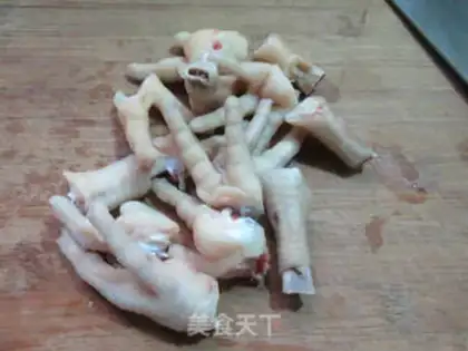 Make Carrot chicken claws step 1