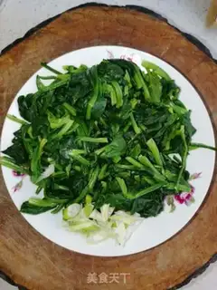 Make Scrambled spinach step 0