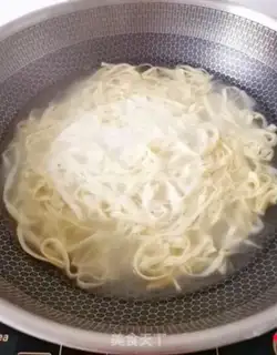 Make Hands on egg noodles step 10