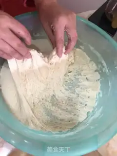 Make Black sesame roll step 2