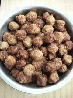 Make Roachballs step 6