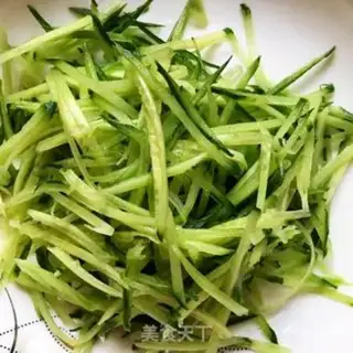 Make cucumber silk powder step 3