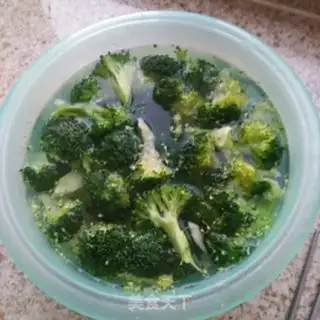 Make The broccoli step 1