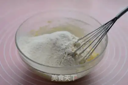 Make Rose cookies step 2