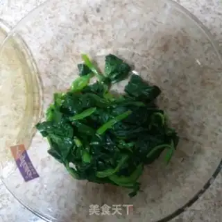 Make A spinach mix fan step 2