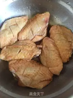 Make The honey chicken is on the wing step 3