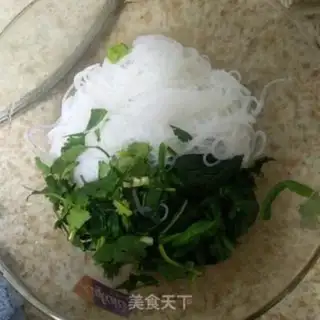 Make A spinach mix fan step 3