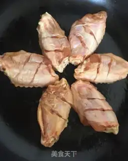 Make The honey chicken is on the wing step 5
