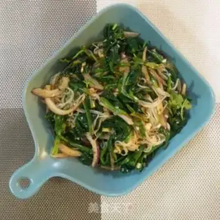 Make A spinach mix fan step 8