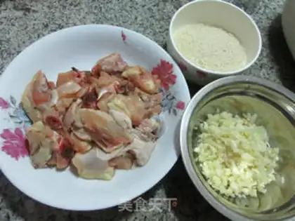 Make Fry chickens from the pond step 0