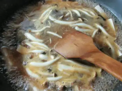 Make Soccer fungus tofu soup step 4