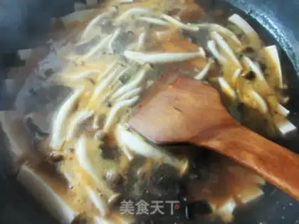 Make Soccer fungus tofu soup step 5