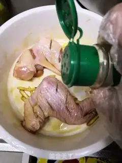 Make Orange fragrance chicken wings step 5