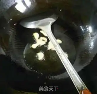 Make Flower clams and crabs step 4