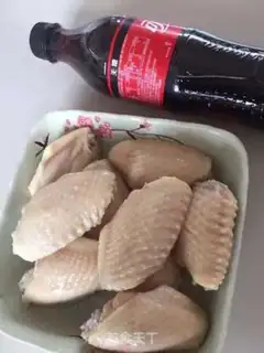 Make Coke chicken wings step 1