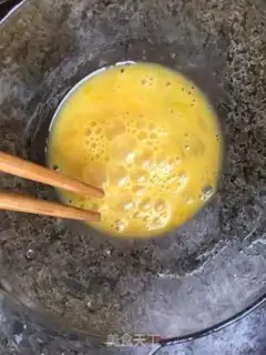Make Red sugar beer and balls step 1