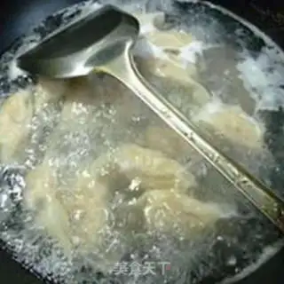 Make Tea mushroom pork dumplings step 10