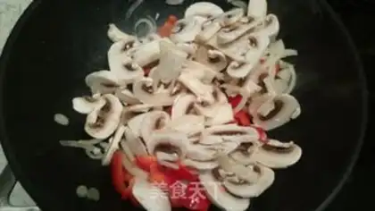 Make Chicken soup onion step 3