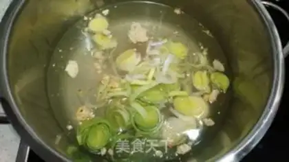 Make Chicken soup onion step 7
