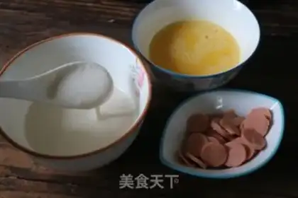 Make Egg ham and sausage step 2