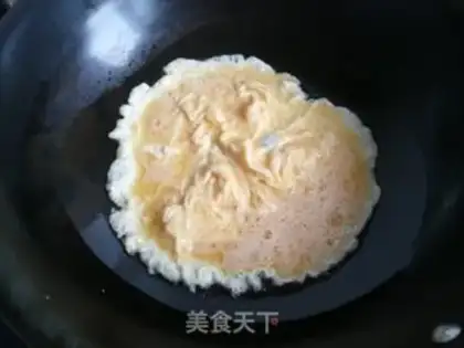 Make Red veggie fried eggs step 2