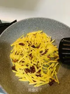 Make Spicy potatoes step 2