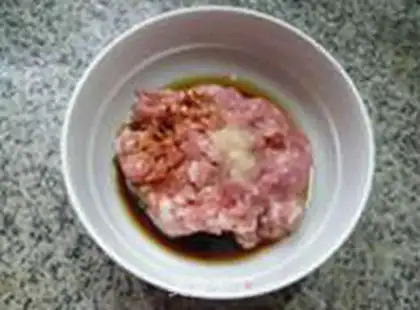 Make Onion meat roasted noodles step 7