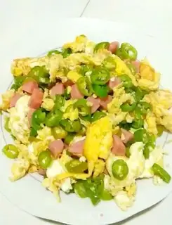 Make Pepper fried eggs step 5