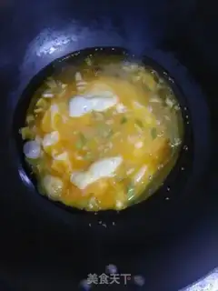 Make Crab mushrooms and fried eggs step 4