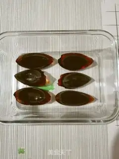 Make Gold three-coloured eggs step 2