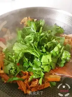 Make Celery fried beans step 6