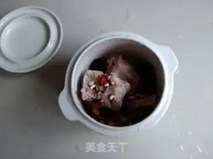 Make Steamed veal soup with ribs step 0