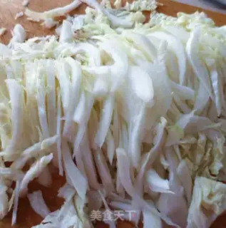 Make A fan of cabbage step 1