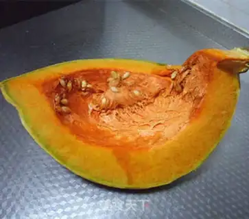 Make Pumpkin shrimp step 0