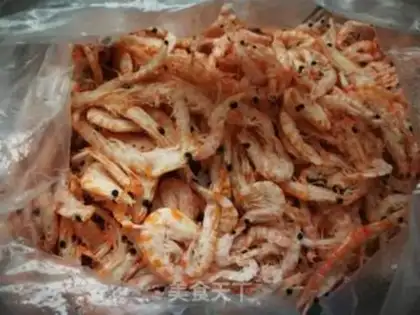 Make Red shrimp rolls step 0