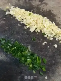 Make A fan of golden mushrooms and ham step 1