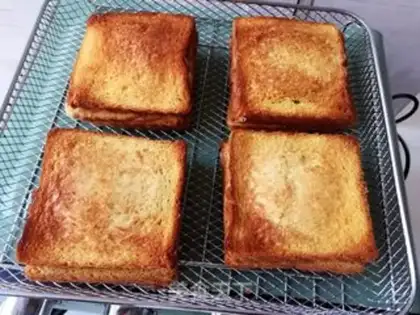 Make Purple cheese toast step 9