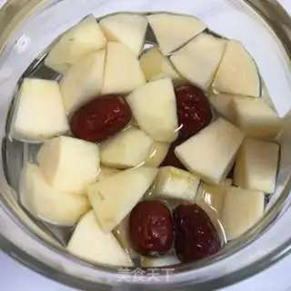Make Red-tree apple soup step 2